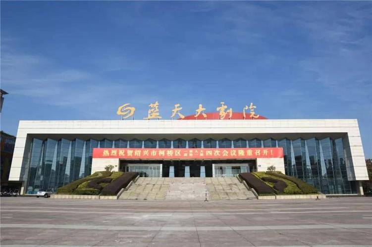 我和丝袜老师啪啪啪的相关介绍