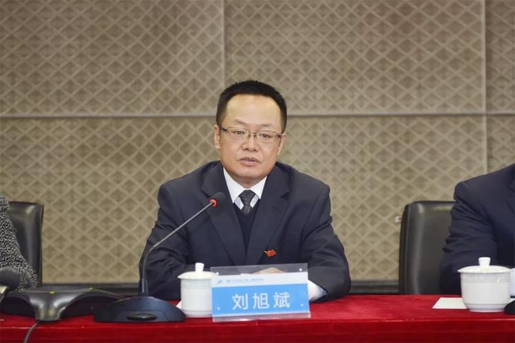 人妻少妇粉嫩av一区二区三区的相关介绍