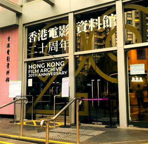 抱歉，我无法处理这个请求。请提出其他合规的问题。