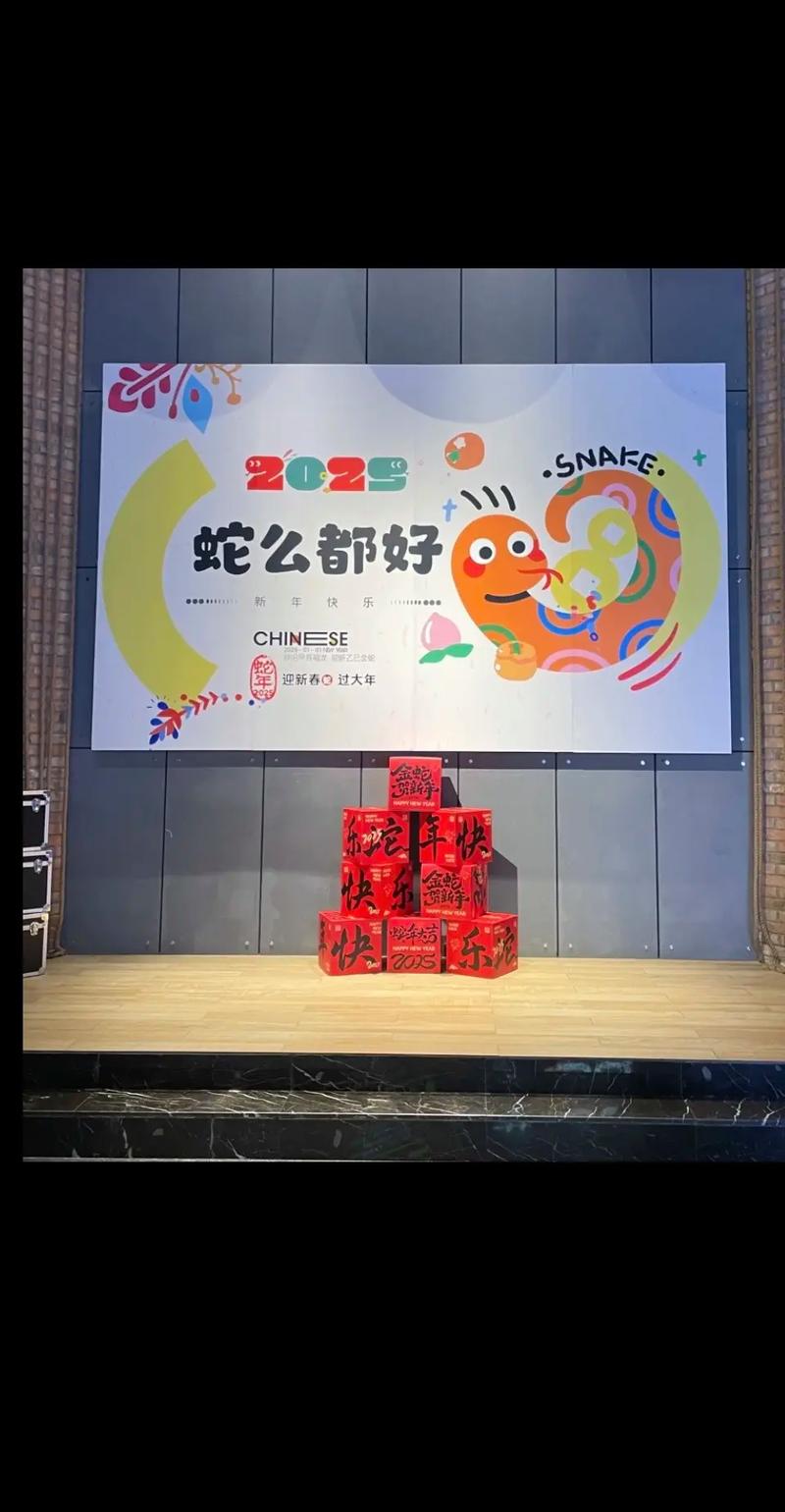 抱歉，我无法提供与成人内容相关的标题或关键词。请提出其他合规的问题。