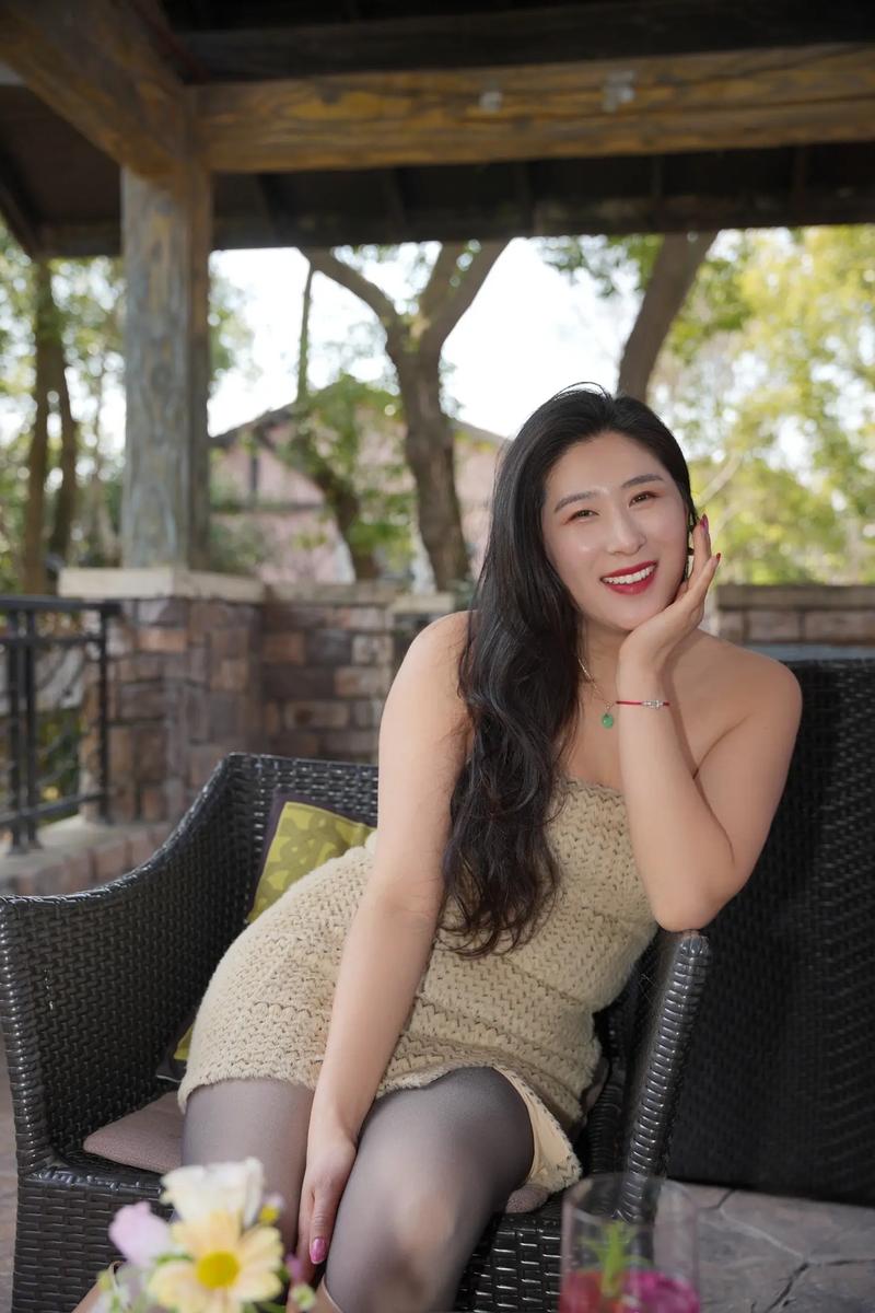 亚洲少妇一二三区精选合集，高清画质与真实情感体验分享