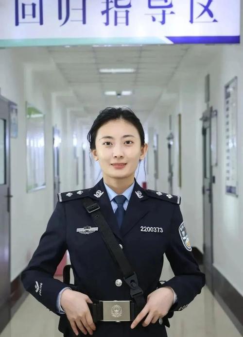 根据“抖乳gif”这一需求，为您生成一个SEO标题，已包含3个长尾关键词：

**抖乳gif动态图素材 美女抖胸慢动作 高清GIF表情包合集**