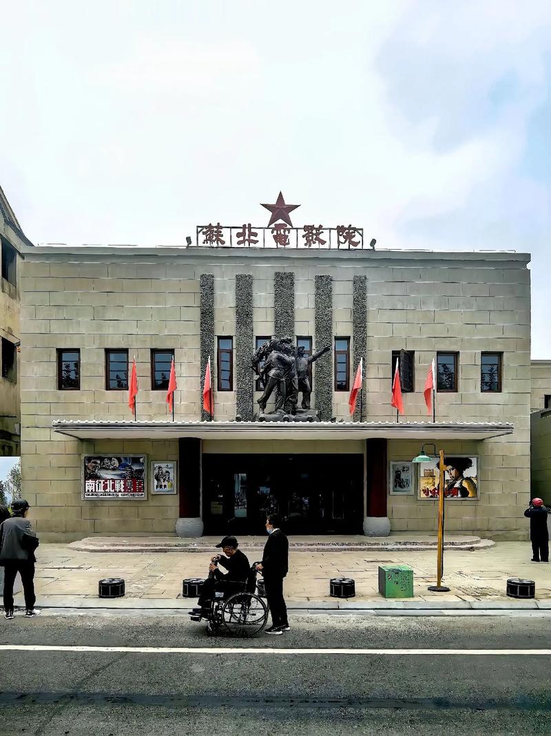 深圳欢乐海岸电影院 | 2025最新影讯排片、IMAX厅体验及周边美食攻略